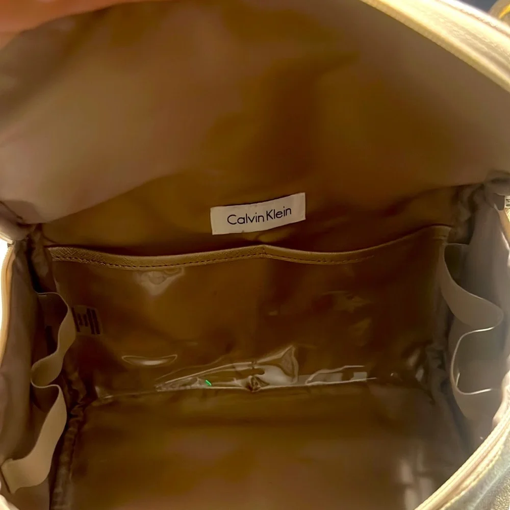 Calvin Klein. Large Beige Cosmetic/Travel Bag.